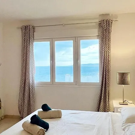 Cozy Retreat In Port エステポナ