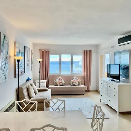 Apartment Cozy Retreat In Port