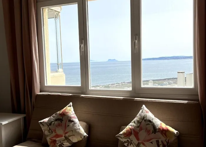 Cozy Retreat In Port Διαμέρισμα Εστεπόνα